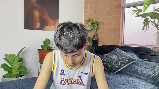 Andy_Belier23 – Naživo XXX chat