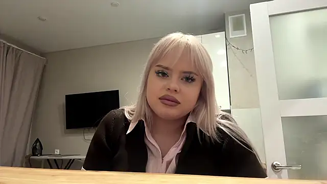 Lollyjollm Adlı Modelin Canlı XXX Sohbeti