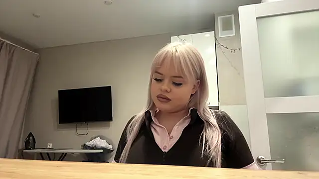 Chat XXX en directo de Lollyjollm