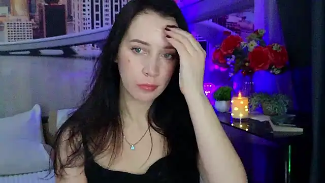 MonicaSweetx – Naživo XXX chat