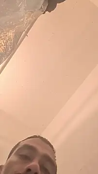 Pokazy przed kamerką – Cnutt310