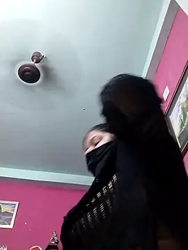 pinkisaha75: απευθείας συνομιλία ΧΧΧ