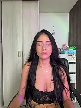 Juanitaa04: απευθείας συνομιλία ΧΧΧ