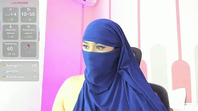 SamarahalsaudのライブXXXチャット