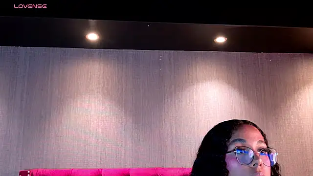 KinsleybrownのライブXXXチャット