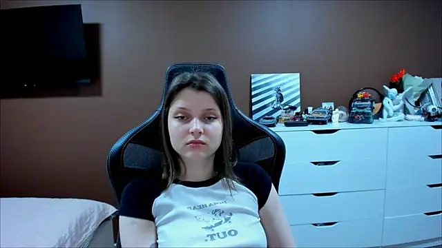 XXX chat uživo modela SoniNesti