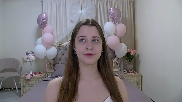 Chat +18 de AgataAisitt ao vivo