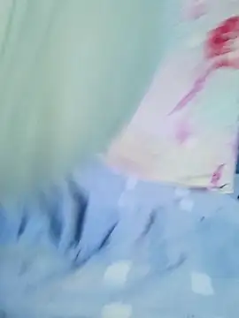 QueenSorealのウェブカメラショー