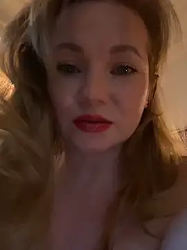 Lady__Maria 即時 XXX 聊天