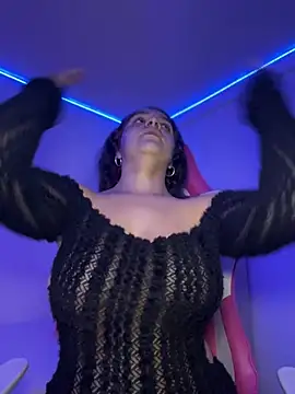 Chat +18 de Alice777_ ao vivo