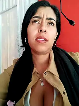 Luianna Live XXX Chat