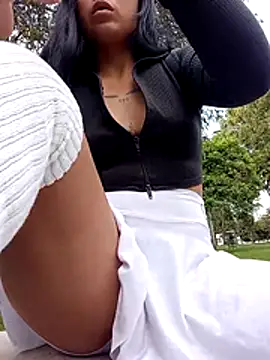 Chat +18 de LunaHot_777 ao vivo