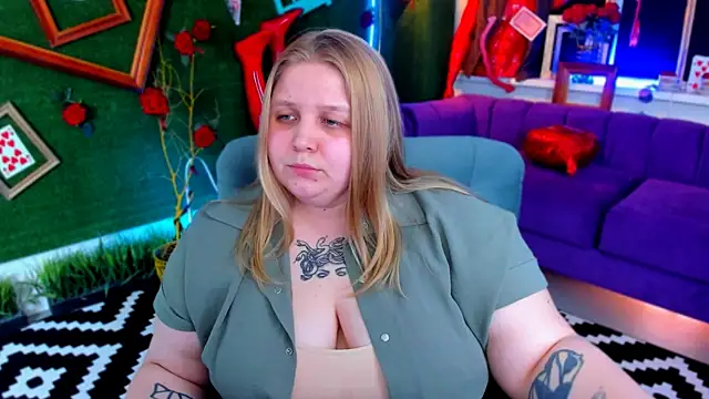 XXX chat uživo modela SladaDell