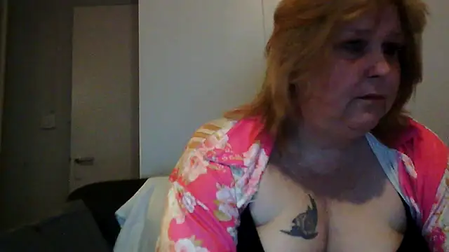 Sylviastar46 webcam show