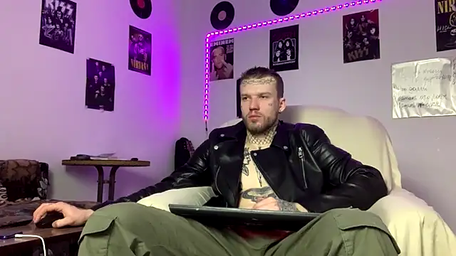 Huntall77's Webcam Show