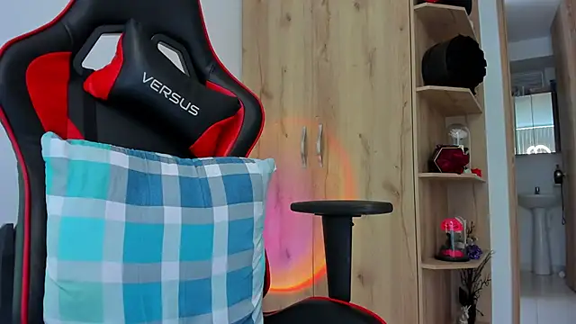 _amanda_seyfried19 Adlı Modelin Canlı XXX Sohbeti