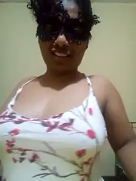 Expose_Queen লাইভ XXX চ্যাট