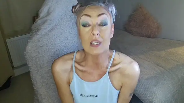 TheOGMiaMystique Adlı Modelin Canlı XXX Sohbeti