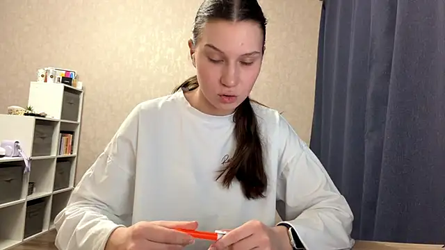 CloudyTube Chat XXX in diretta