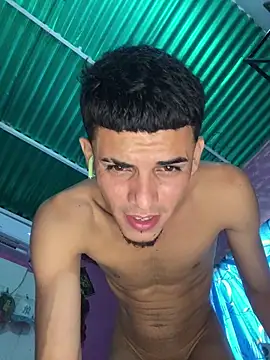 Pingasaboy20 webkamerás műsora