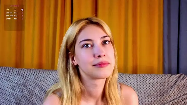 AngelicRice élő XXX-chatje