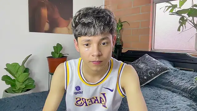 Chatroom XXX en direct de Andy_Belier23