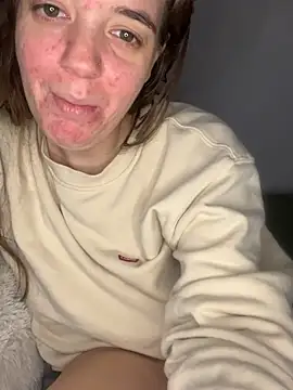 Pokazy przed kamerką – chellerayy