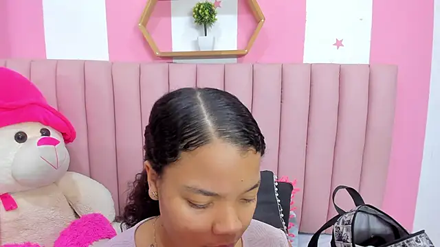 ISABELLA_020 élő XXX-chatje