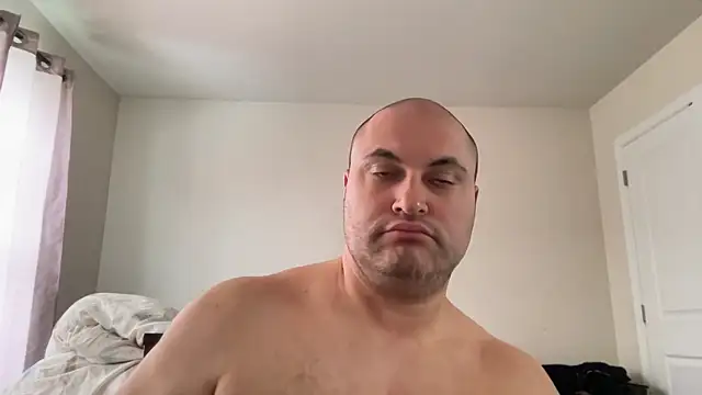 SluggishChase99: διαδικτυακό σόου στην κάμερα