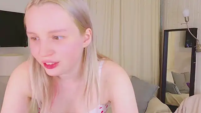 Beatrica_Klein 现场XXX聊天