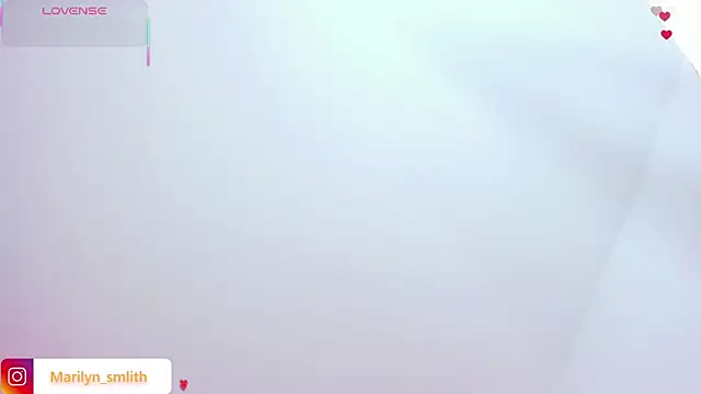 MarilynSmIith Show in webcam