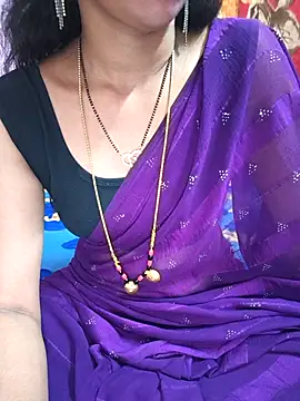 แชท XXX สดของ Rosely-rosely