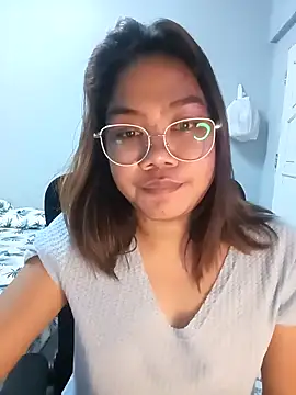 kinky_jewel Pertunjukan Webcam