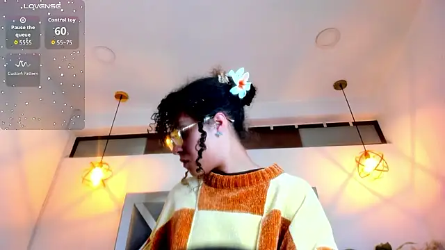 Hanna_Cornee_ লাইভ XXX চ্যাট