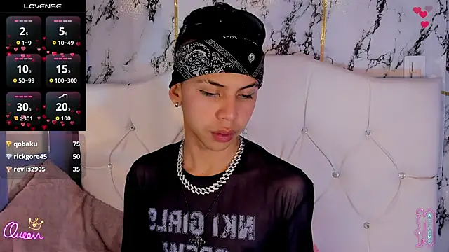 Prince_Apolo's Live XXX Chat