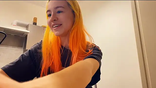 EmilyHein Live XXX-Chat