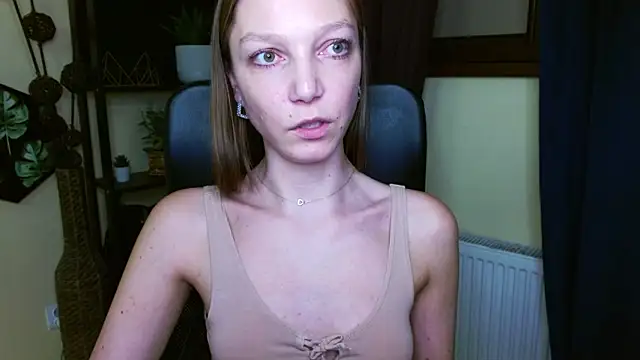 EmillyPlayn Live XXX chat