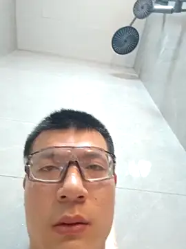 AAASuck 网络视讯表演