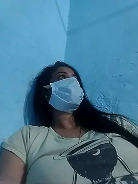 Niharika450 Adlı Modelin Web Kamerası Şovu