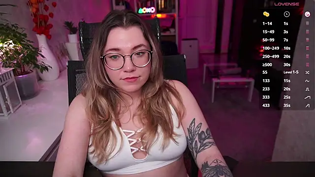 RemyCute Chat XXX in diretta