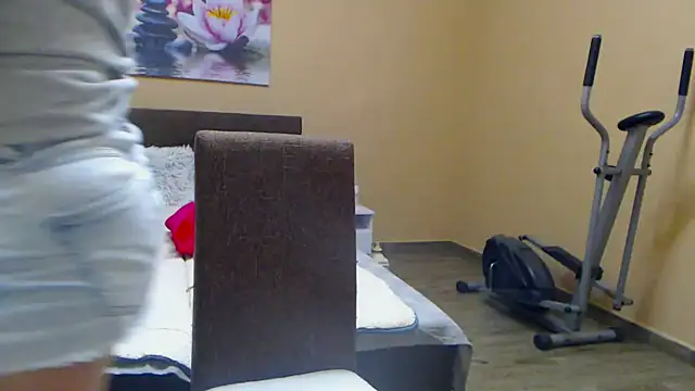 BanksAlbaのライブXXXチャット