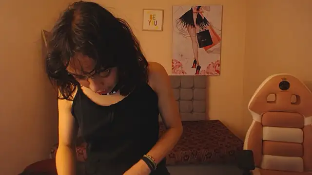 Acid_bounze লাইভ XXX চ্যাট