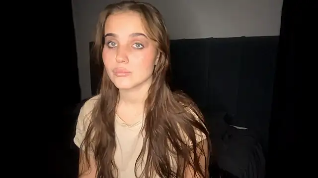 دردشة LowriseZiziphus الجنسية المباشرة