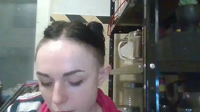 Trinsy_Love লাইভ XXX চ্যাট