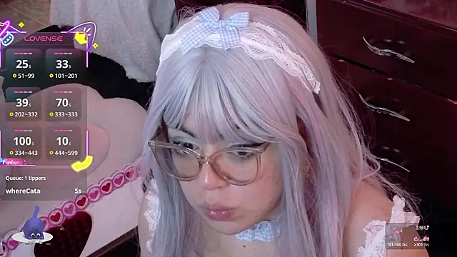 Catwhite_'s Live XXX Chat