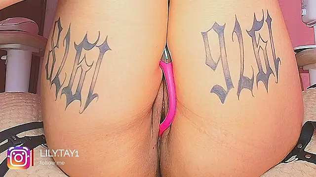 lili_taylor 现场XXX聊天