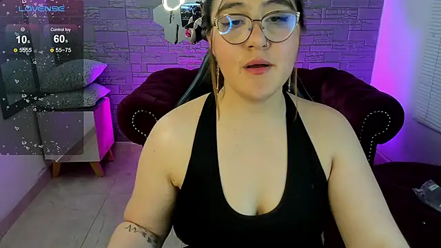 conniejames_m Live XXX Chat