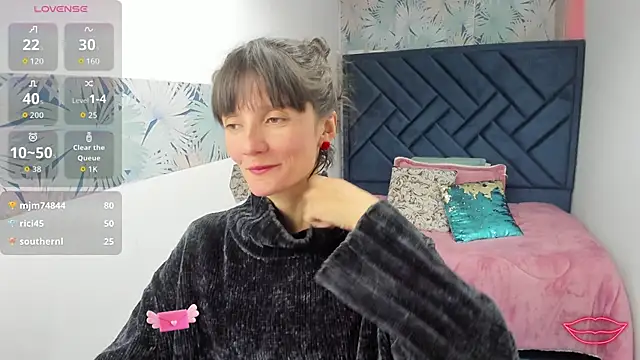 Chatroom XXX en direct de Valery_More__