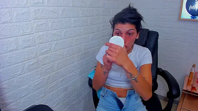 ImCrazzy 라이브 XXX 채팅