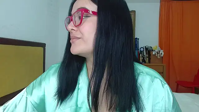 Nova-Satela 라이브 XXX 채팅